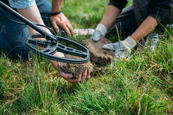 Détecteur de métal : outil fiable pour une recherche efficace
