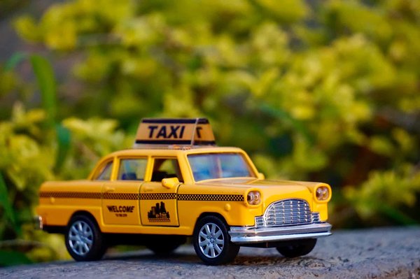 Quels sont les avantages des logiciels de gestion taxi ?