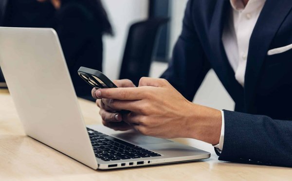 Les clés pour concevoir un chatbot francophone performant